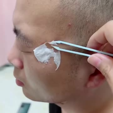 Dissolvable face mask