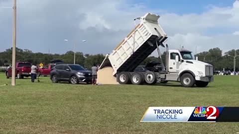 Osceola County residents filling up sandbags, preparing for Nicole