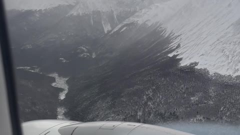 Flight Experiences Heavy Turbulence Over The Andes