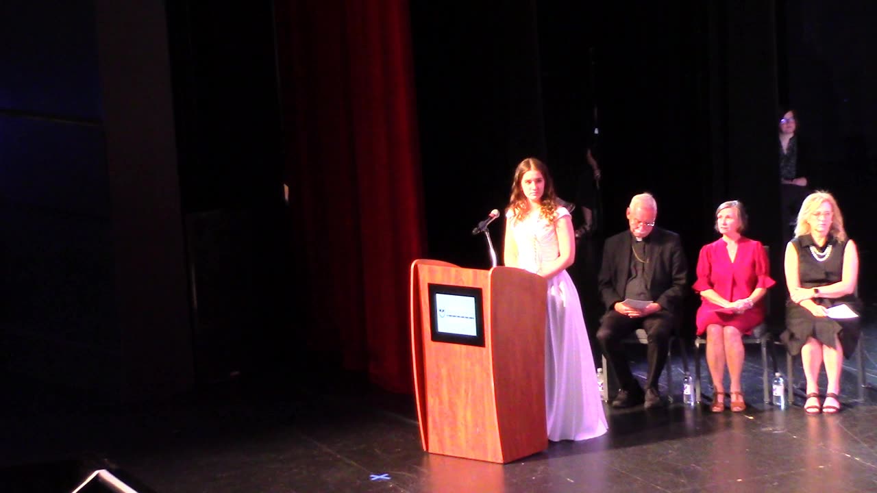 Miss Savannah Grace Eanes reads The Class Essay "A Million Dreams"