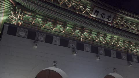 Gwanghwamun Gate in Korea, the gate of the old palace.