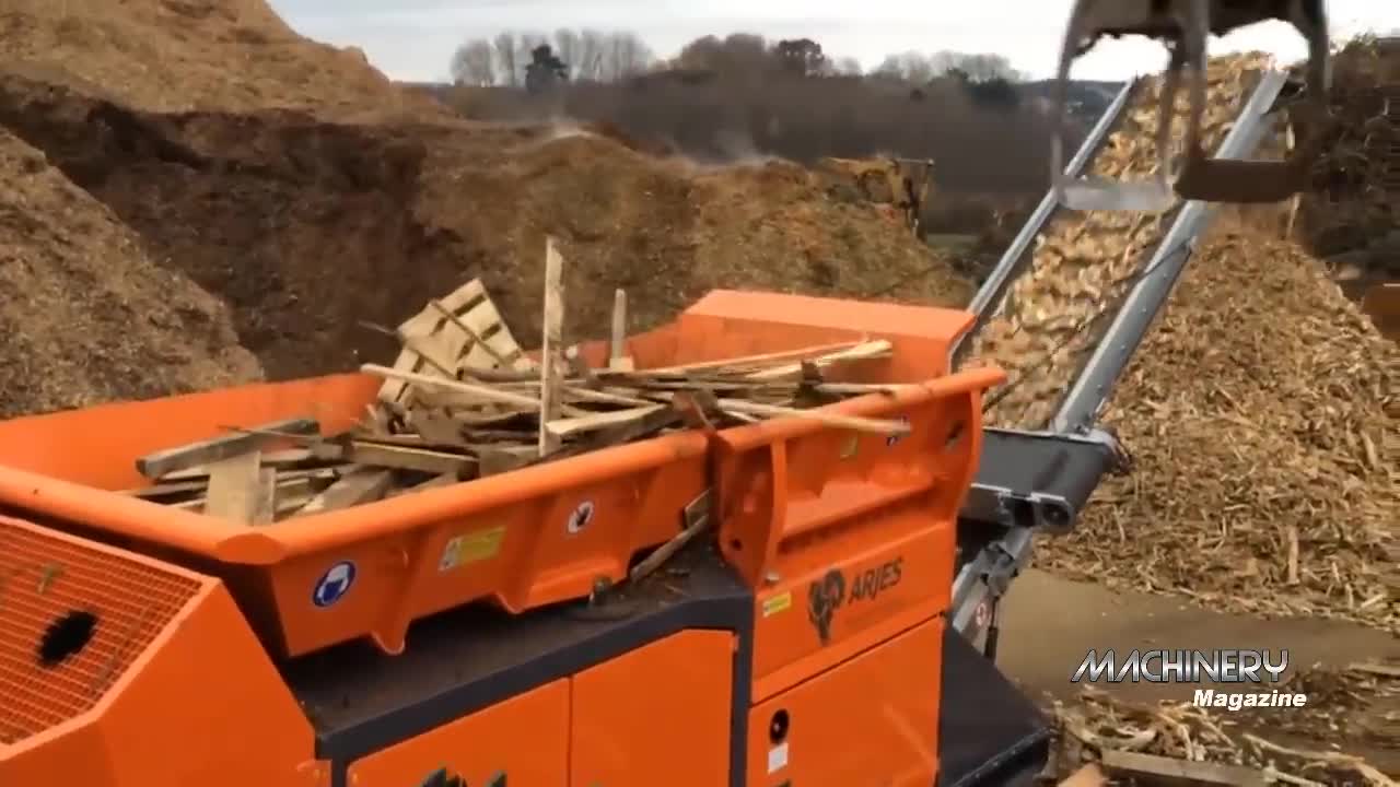 Extreme Fast Wood Chipper Machine Modern Technology - Amazing Wood Processor Big Tree Shredder Easy