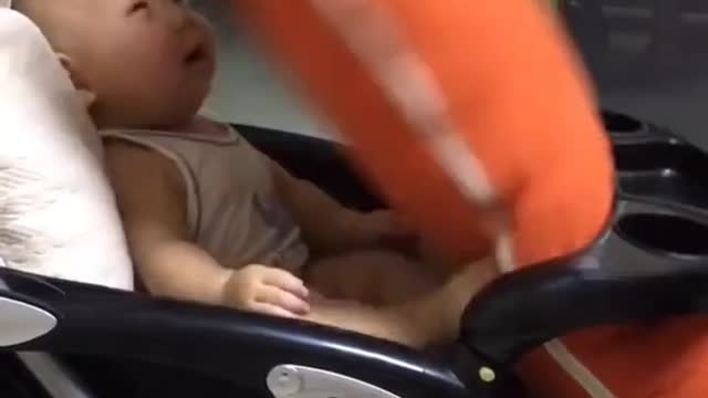Funny Baby Vines 😍😘 Funny Baby and Daddy Moments 😎😉