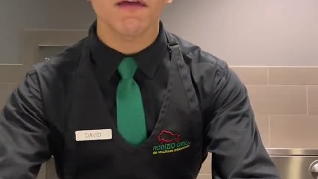 Only us servers would understand ?? i do LOVE my job, this was hust funny #fyp #server #relatable