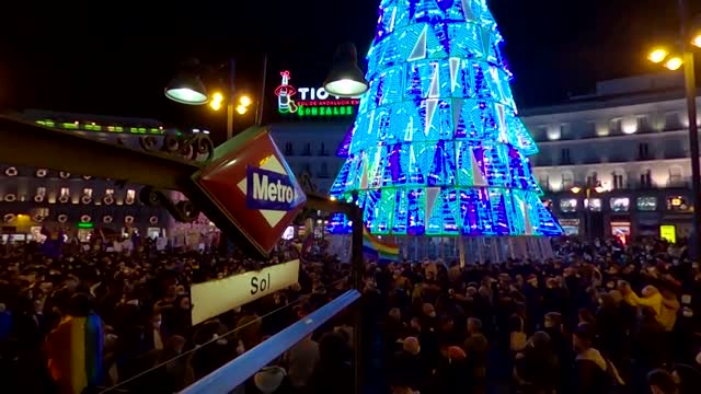 Thousands in Madrid protest anti-LGBT proposal