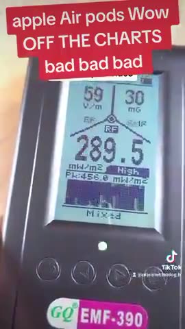 APPLE AIR PODS ARE FUCKING LETHAL