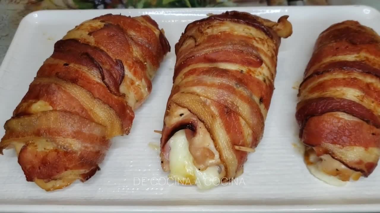 Pechuga de Pollo Rellena de Jamón y Queso y Envuelto en Tocino!! receta fácil