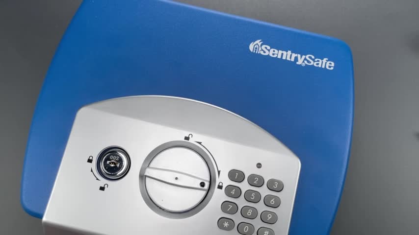 1443 Security Safe Opened With A FORK SentrySafe P008E