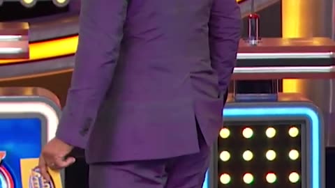 Jo Koy derails the Feud! #shorts