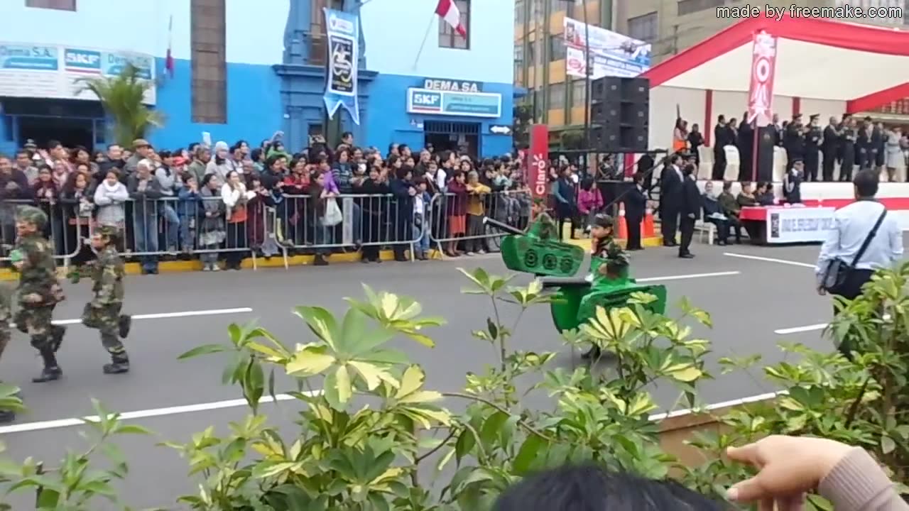 07.15.14 - Desfile Escolar Fiestas Patrias Surquillo 2014 - (01/03)