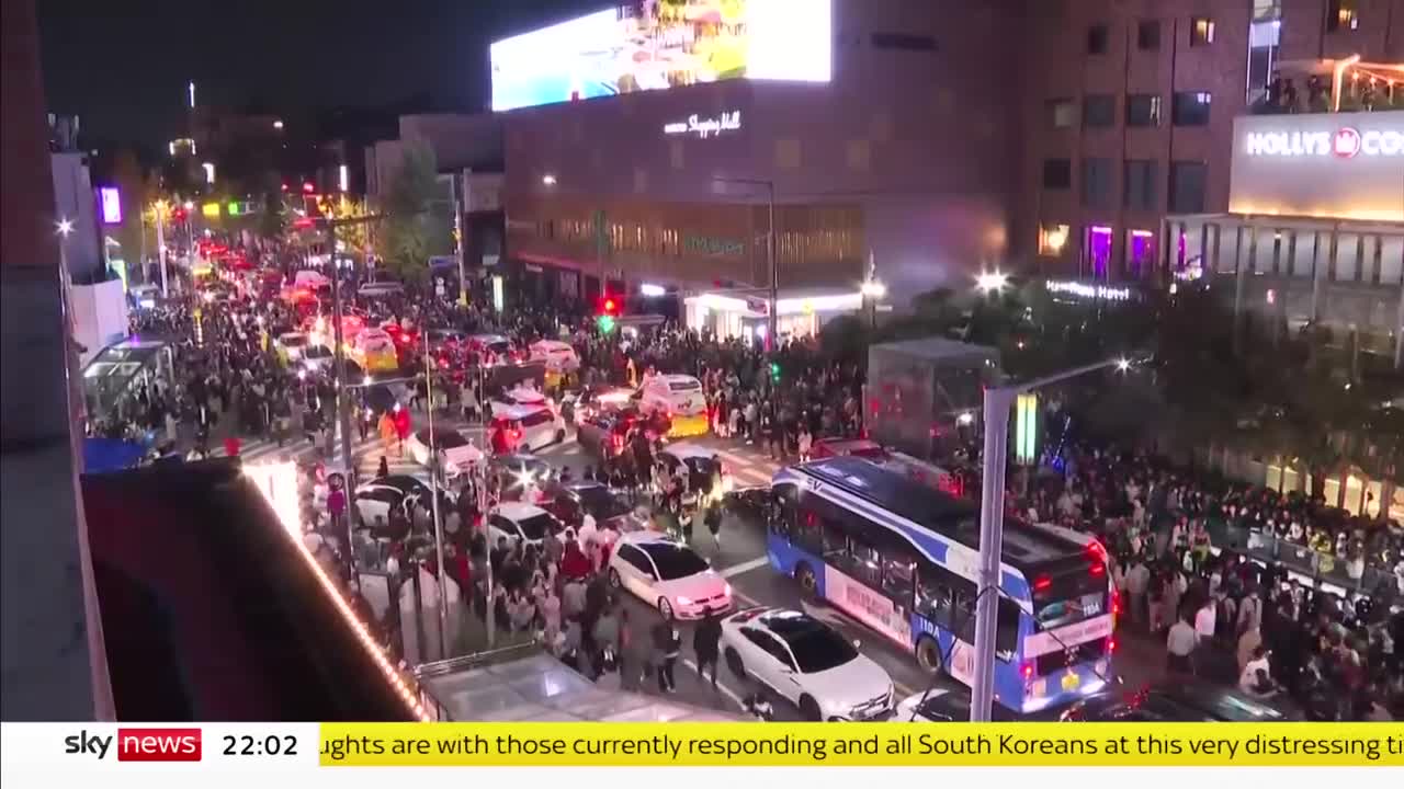 South Korea: At least 146 dead following stampede