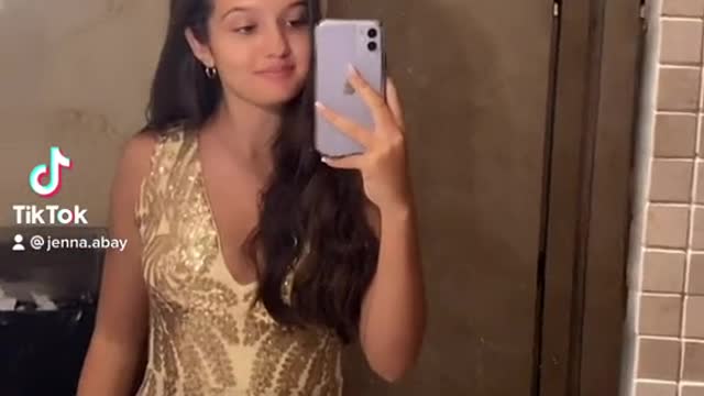 just showing off the dress