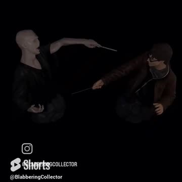 Harry Potter Gentle Giant Showdown #shorts #gentlegiant #harrypotter #voldemort #wizardingworld