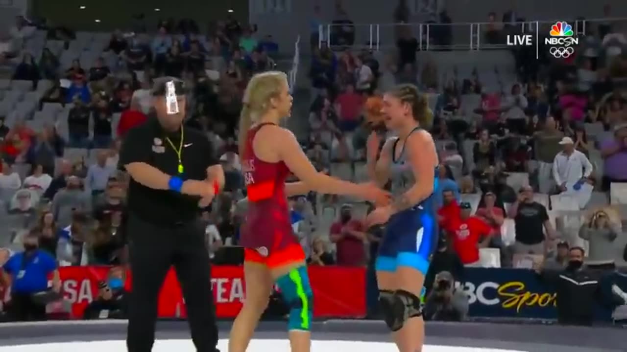 WHEN SPORTS BECOME HEARTWARMING ( Most Beautiful Moments of Respect in Sports )