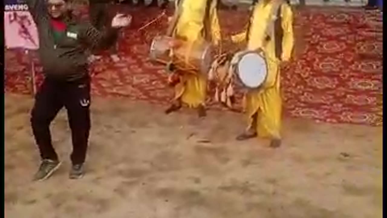 Dance video musti karte hue injoy baby