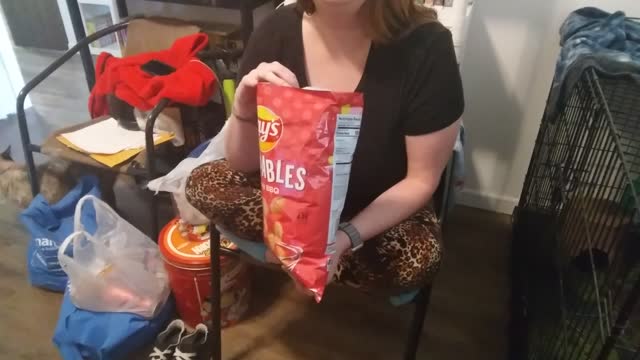 Reaction to Lays Poppables Honey BBQ