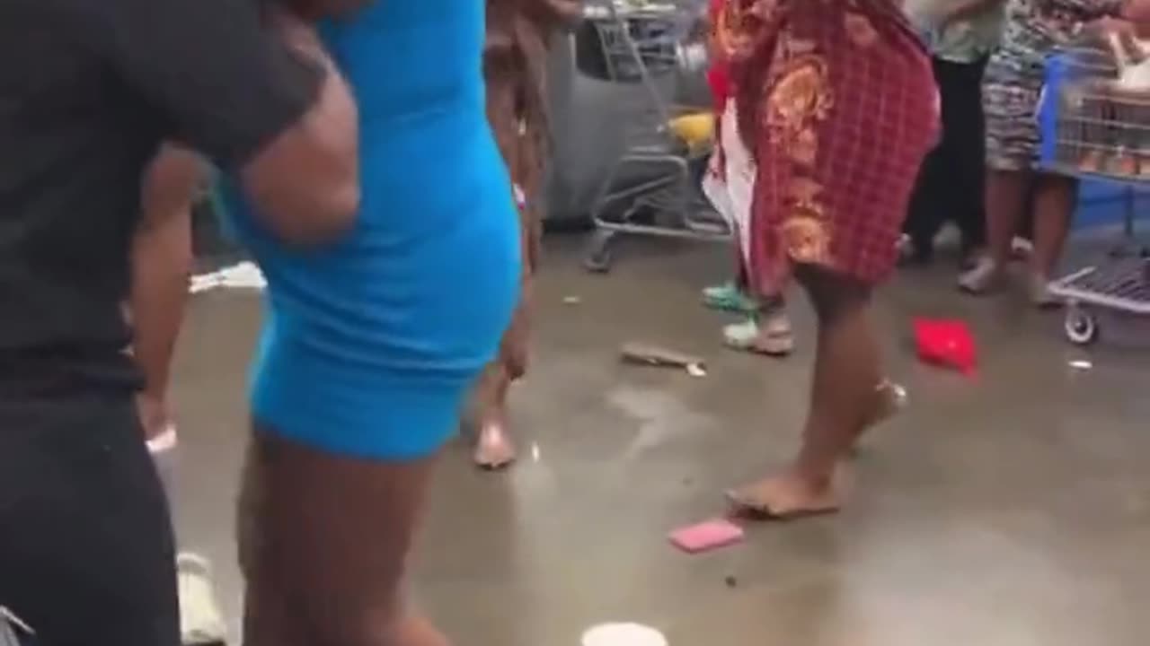 This is why i dont shop at Walmart anymore