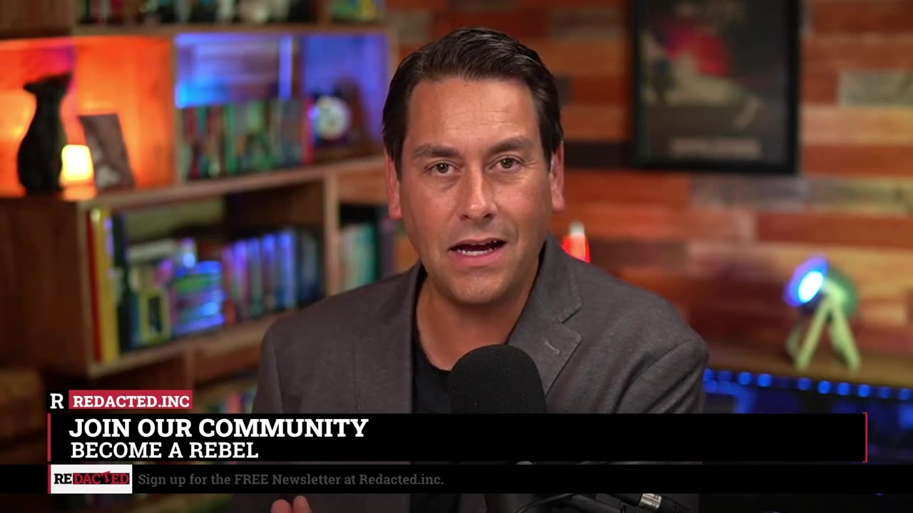 Something BIG is happening in this economy and they are getting scared | Redacted w Clayton