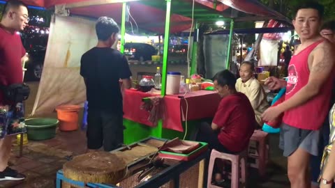 Indonesian Extreme Street Food, Cobra Snakes