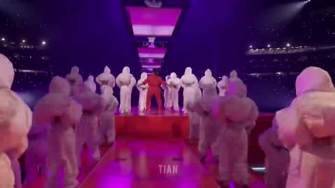 RIHANNA - RUDE BOY, WORK SUPER BOWL HALFTIME SHOW 2023