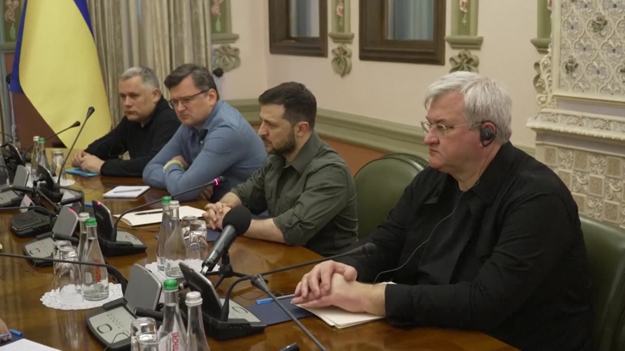 Lufta në Ukrainë/ Zelensky anulon vizitën në Spanjë!
