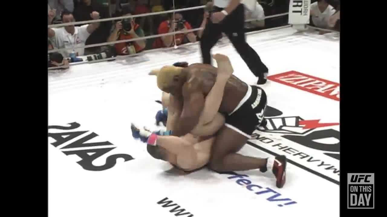 Kevin Randleman Ends Fight With Shocking KO of Mirko Cro Cop | Pride Elimination, 2004 | On This Day