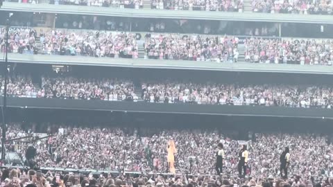 Taylor Swift - Love Story, live in Melbourne MCG Australia Feb 16 2024 Fearless