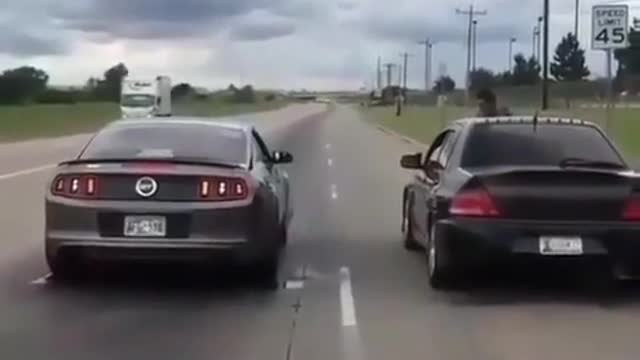 246 Ford MUSTANG VS Mitsubishi LANCER EVO VII