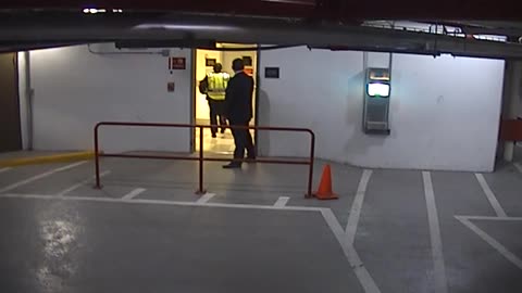 3409CHOBBANorthwestGarage_2021-01-06_21h40min01s407ms.mp4