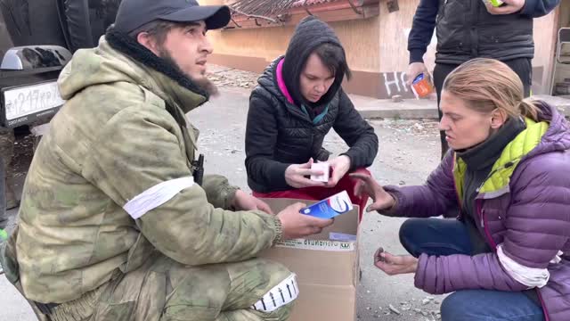 Mariupol frontline: close fighting with the Chechens