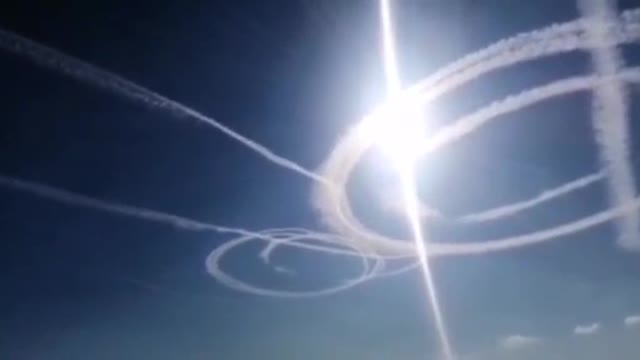 Russian pilots in Crimea left a message for Ukrainian servicemen.