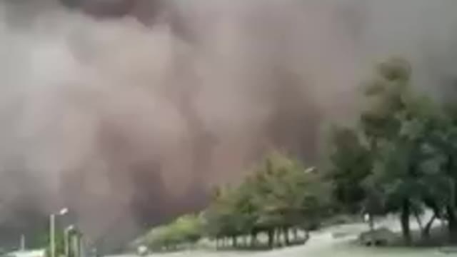 Provincia di Chaco, Argentina 13-01-2023 - Una tempesta di terra porta l'oscurità