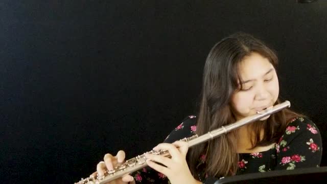 Madeline Dyer | Paul Hindemith - Flute and Piano Sonata, Movement #1