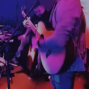 MINA DO CONDOMÍNIO - SEU JORGE (EDUH E PANDA)