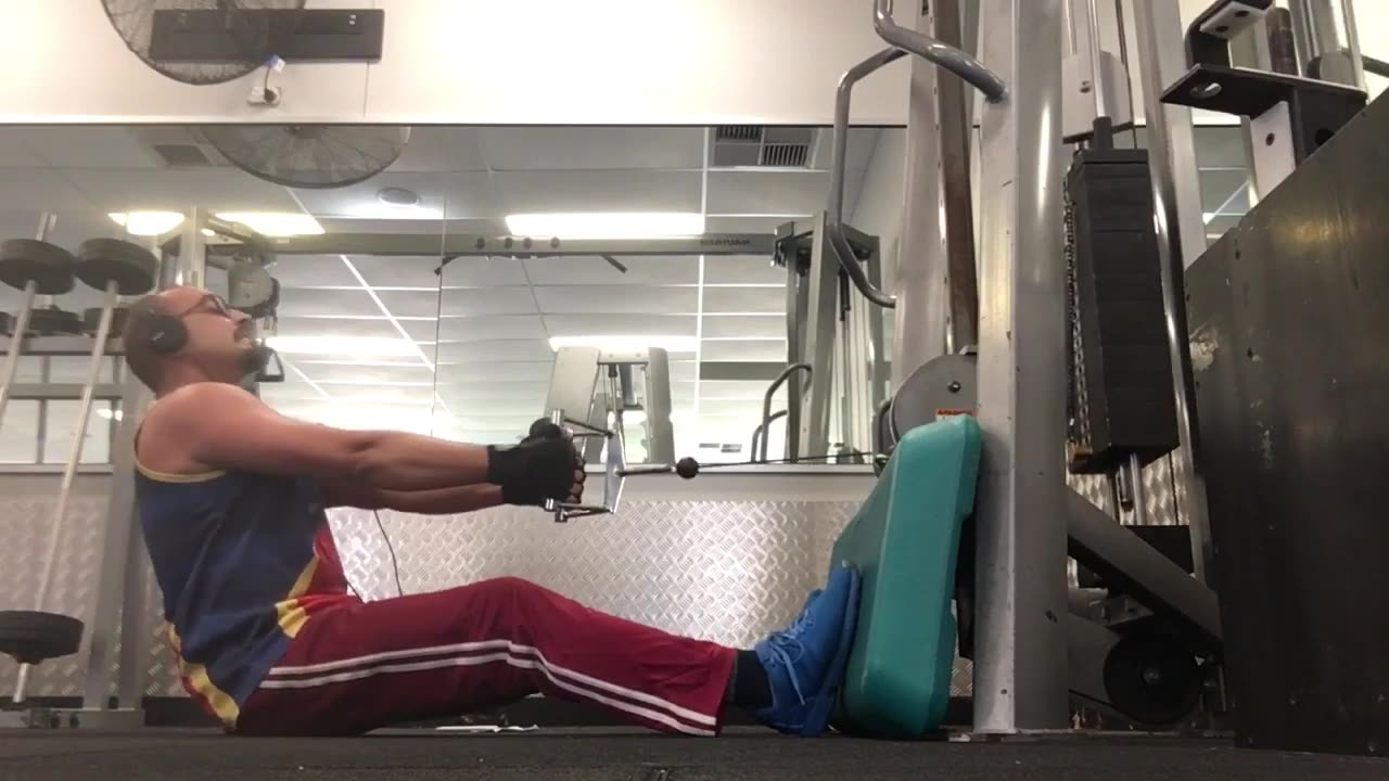 Workout - Seated Cable Row @GenesisFitnessClubs #Byford