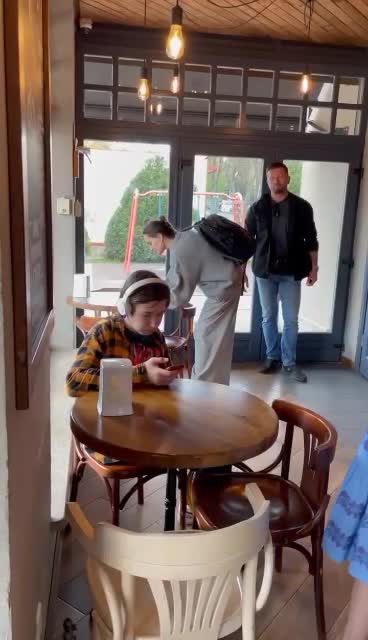 Angelina Jolie just walked into Lviv coffee shop