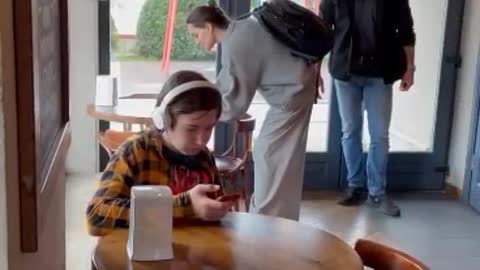 Angelina Jolie just walked into Lviv coffee shop