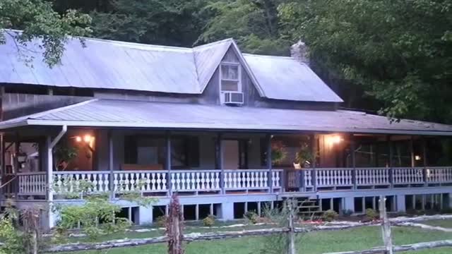 Would You Live In This Farmhouse After Your Retirement ?
