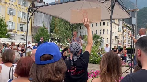 Adesso basta! Siamo CITTADINI LIBERI