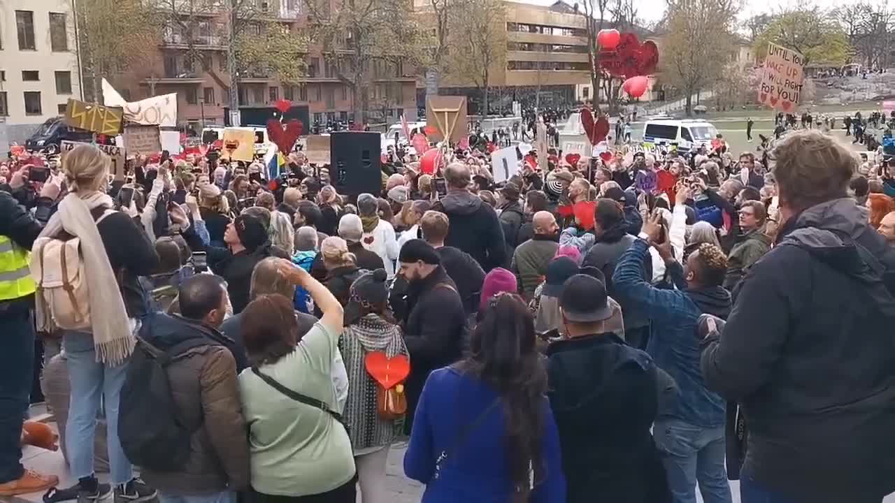 Öystein Rönne - # 62 - 1 -majdemonstrationen