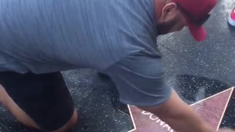 “國家改變了”！一位“愛國、愛民”_有著真性情，日夜拼搏！用盡心力、腦力連超級富豪級的生活、事業，都放下的總統，人民由心認同他付出的一切～