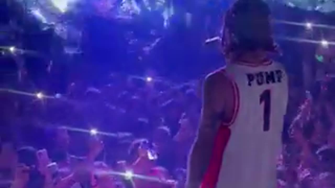 KariLake- Rapper Lil Pump leads “We want Trump” chant at the University of Arizona last night.