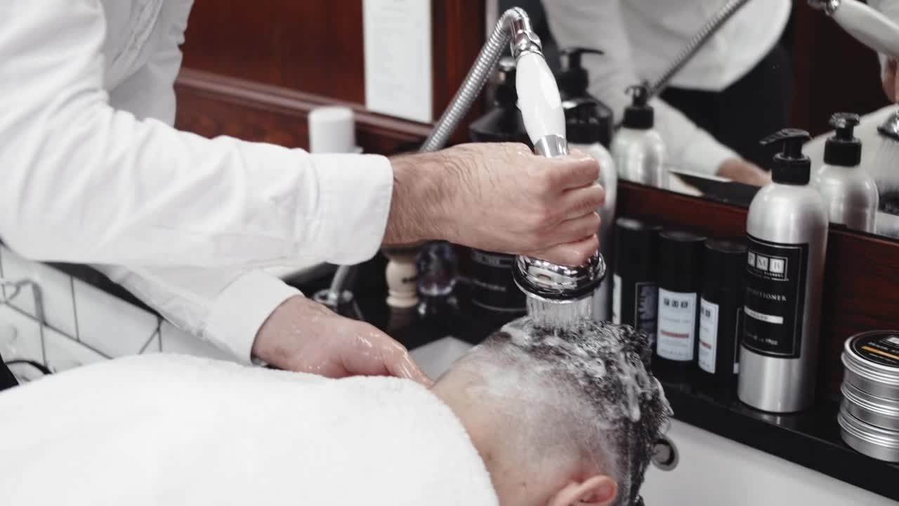 Barbers Victoria | +12125862220 | pallmallbarbers.nyc