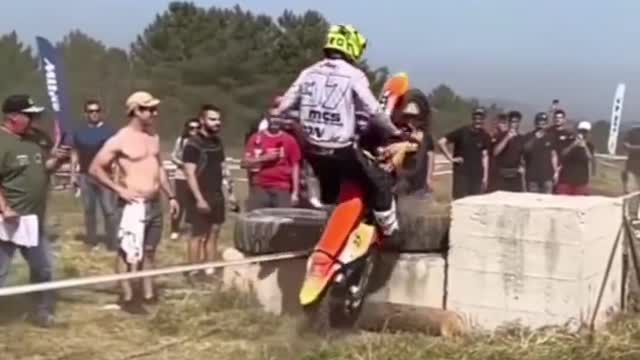 dirt bike race