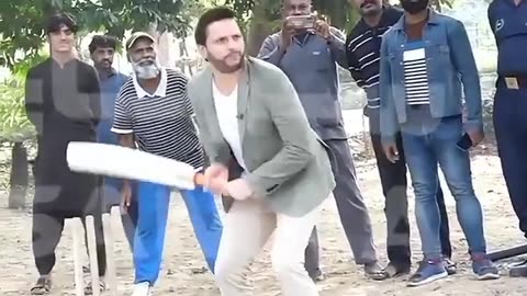 Shahid Afridi, Muhammad Yousaf & Mushtaq Ahmed Tape ball match surprise 2023