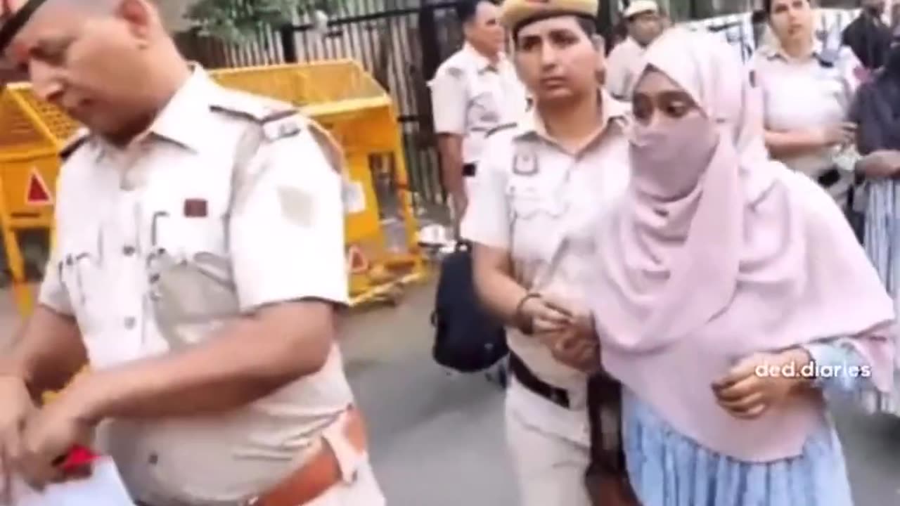 Delhi Police know how to deal with 🇵🇸 #HamasTerrorrists supporters