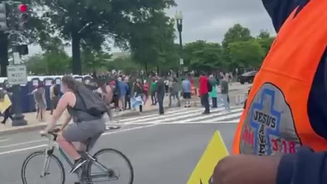 Man Tells Pro-Abortion Protestors He’s Glad They Weren’t Aborted, They Freak Out on Him for It