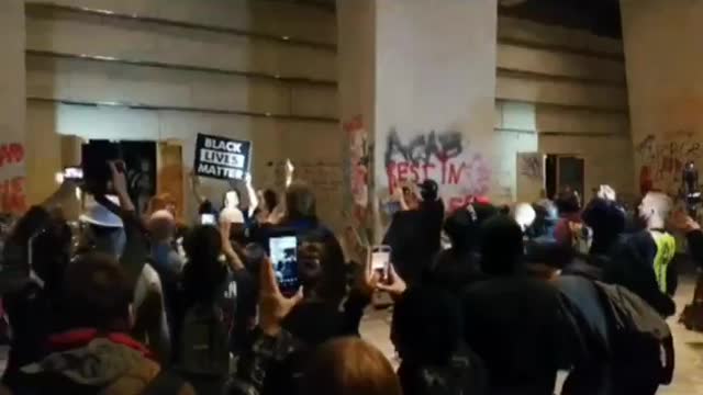 BLM & Antifa Riots 2020 - 2020-07-12-07-14-13-Portland.mp4