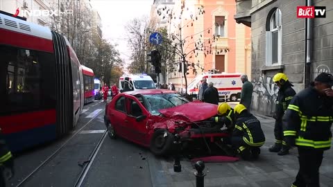 Nakon sudara s autom tramvaj u Beogradu izletio iz tračnica