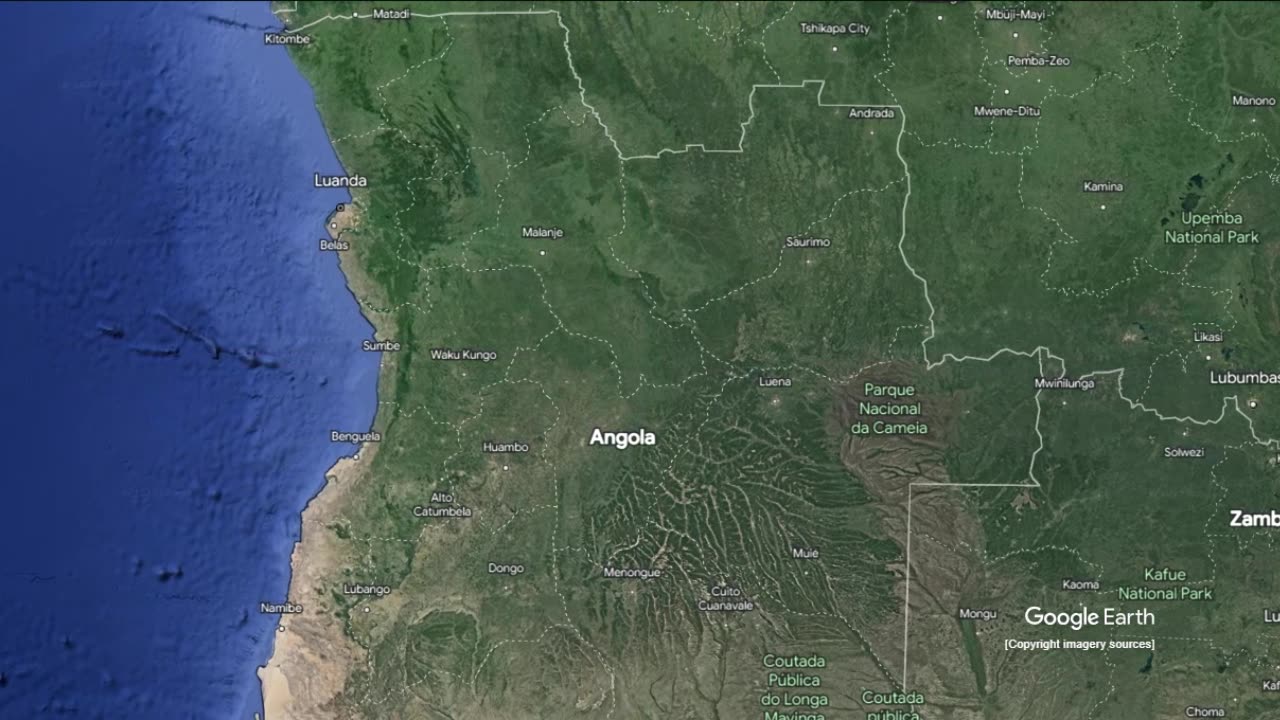 "Angola Odyssey: Google Earth Zoom Across 48,374km! 🇦🇴🌍"